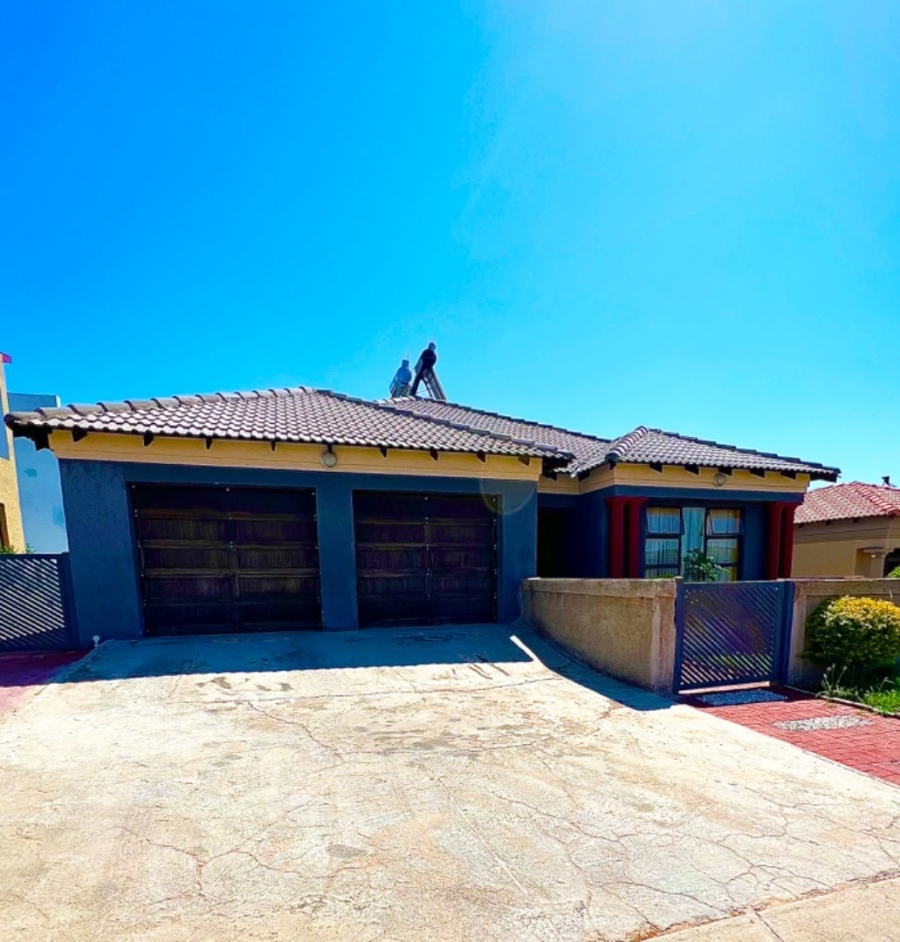 3 Bedroom Property for Sale in Woodhill Estate Limpopo