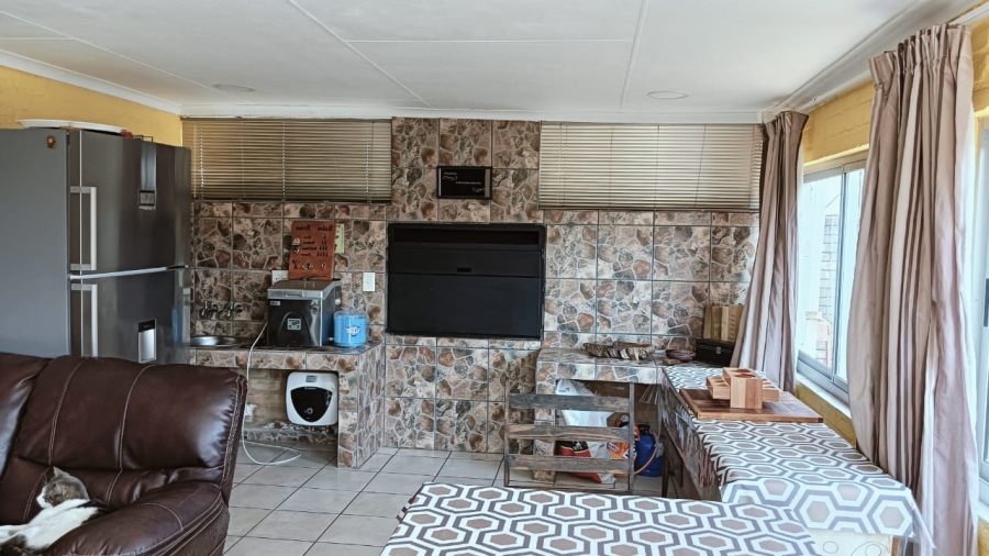 4 Bedroom Property for Sale in Annadale Limpopo