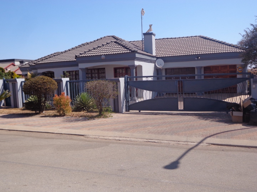 To Let 3 Bedroom Property for Rent in Serala View Limpopo