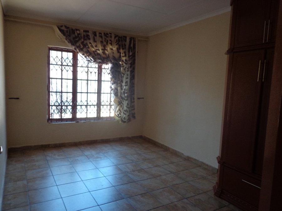 To Let 3 Bedroom Property for Rent in Serala View Limpopo