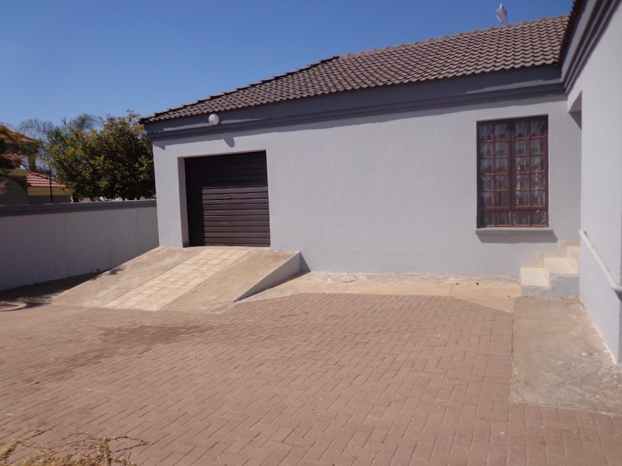 To Let 3 Bedroom Property for Rent in Serala View Limpopo