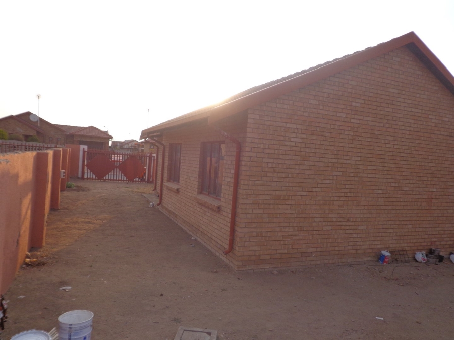 2 Bedroom Property for Sale in Ivydale Limpopo