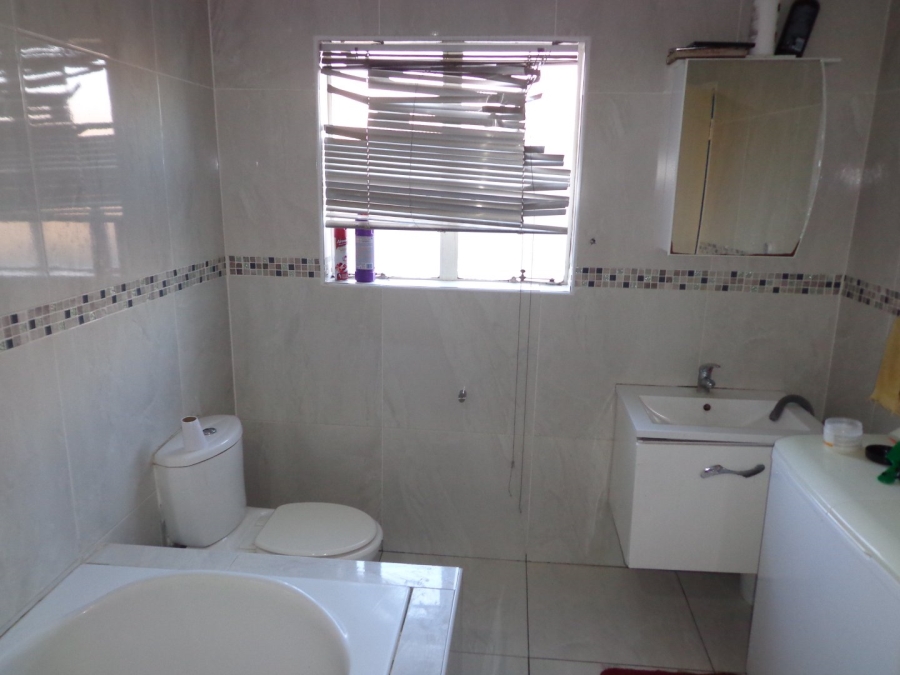 4 Bedroom Property for Sale in Emdo Park Limpopo