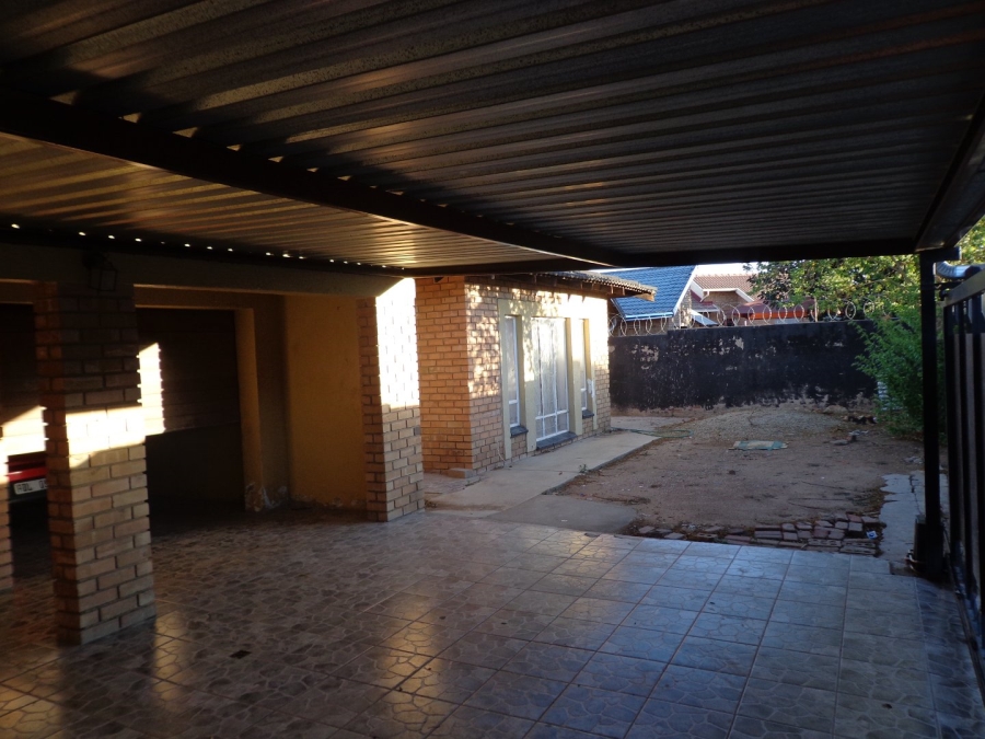 4 Bedroom Property for Sale in Emdo Park Limpopo