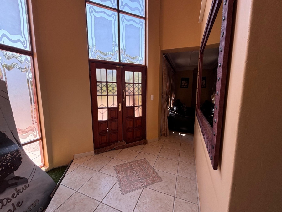 5 Bedroom Property for Sale in Sterpark Limpopo