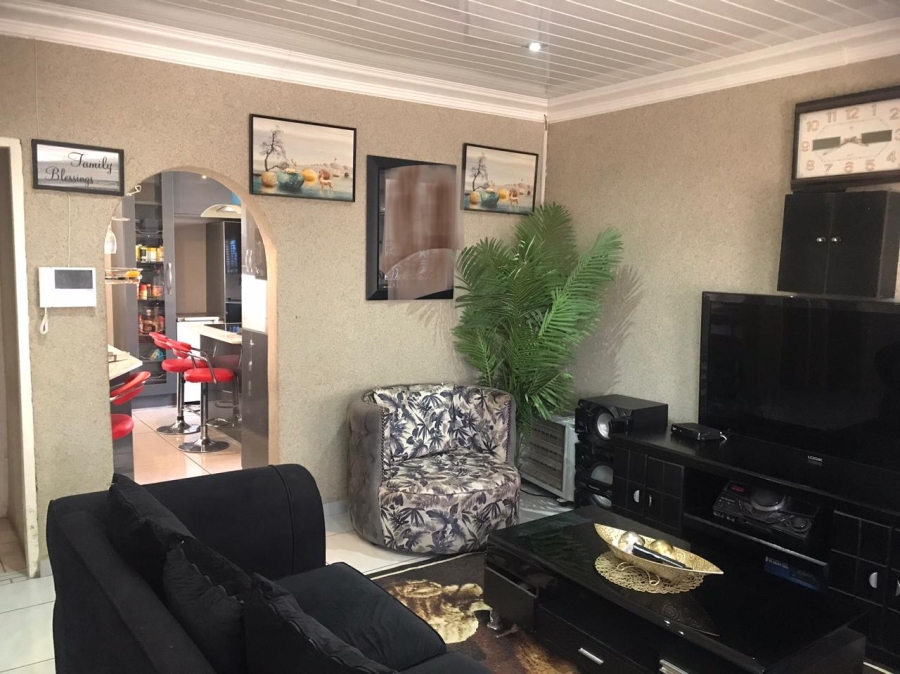 2 Bedroom Property for Sale in Seshego A Limpopo