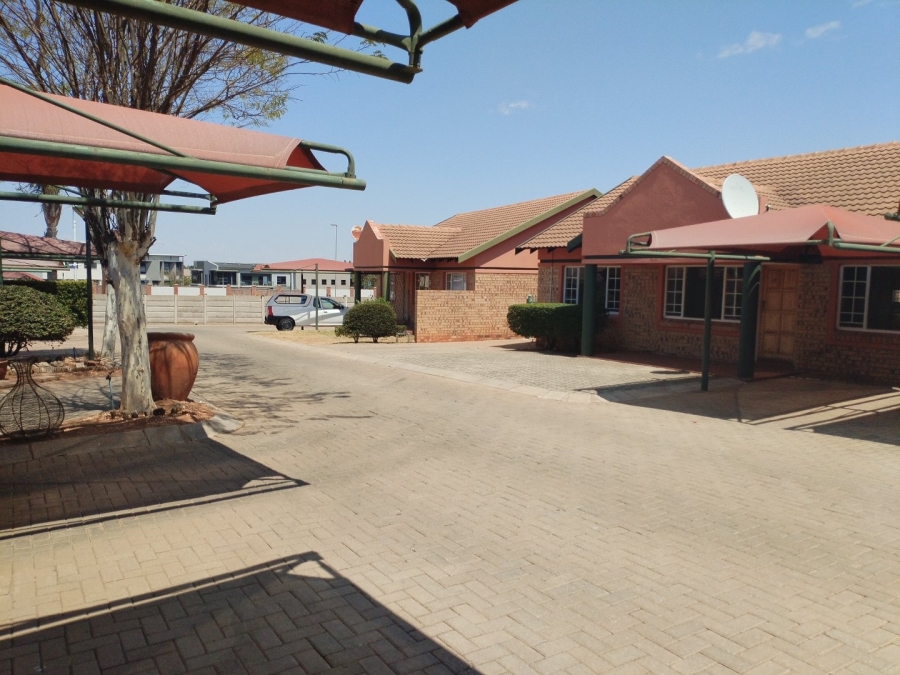 2 Bedroom Property for Sale in Bendor Limpopo