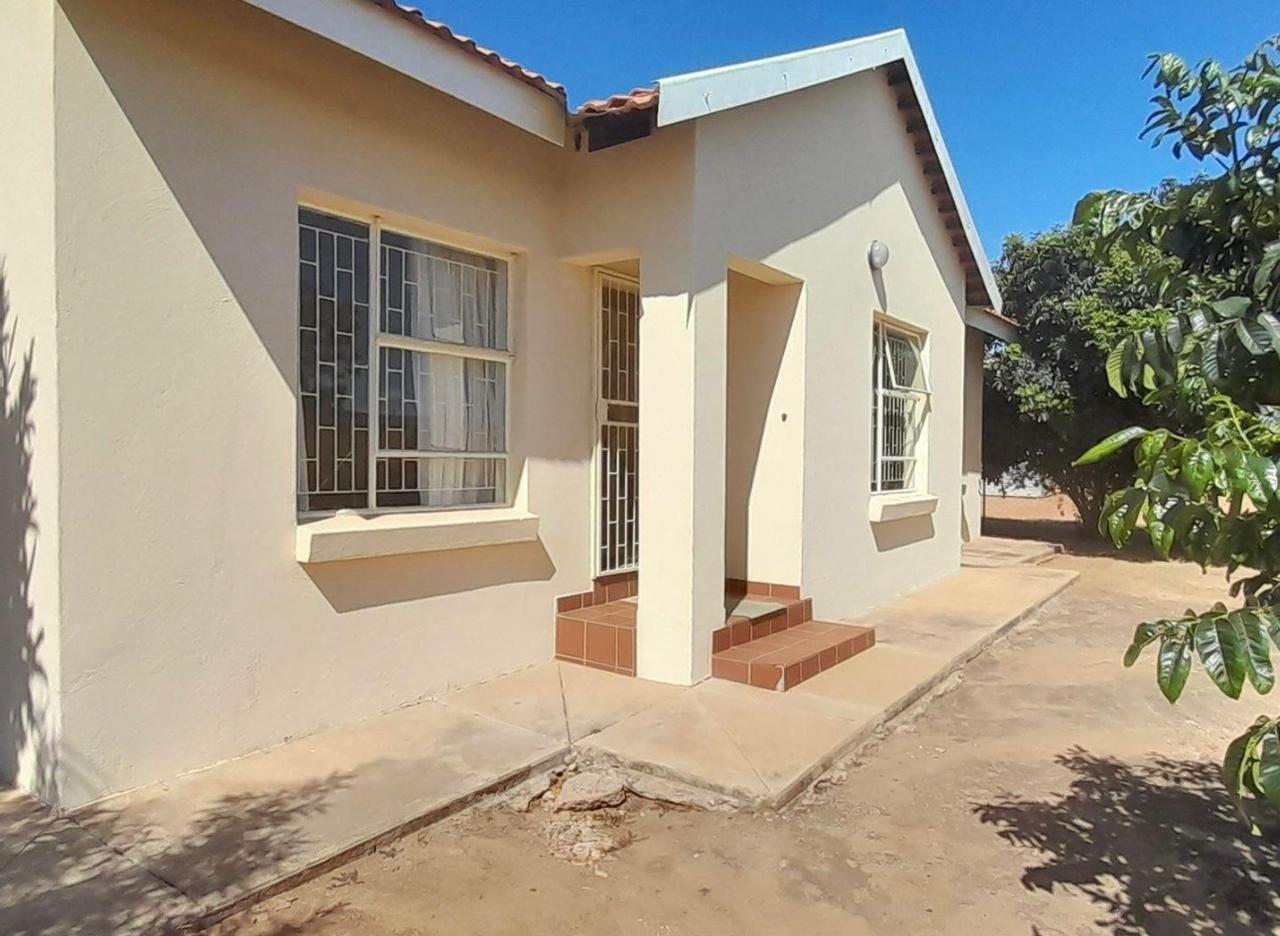 4 Bedroom Property for Sale in Seshego H Limpopo