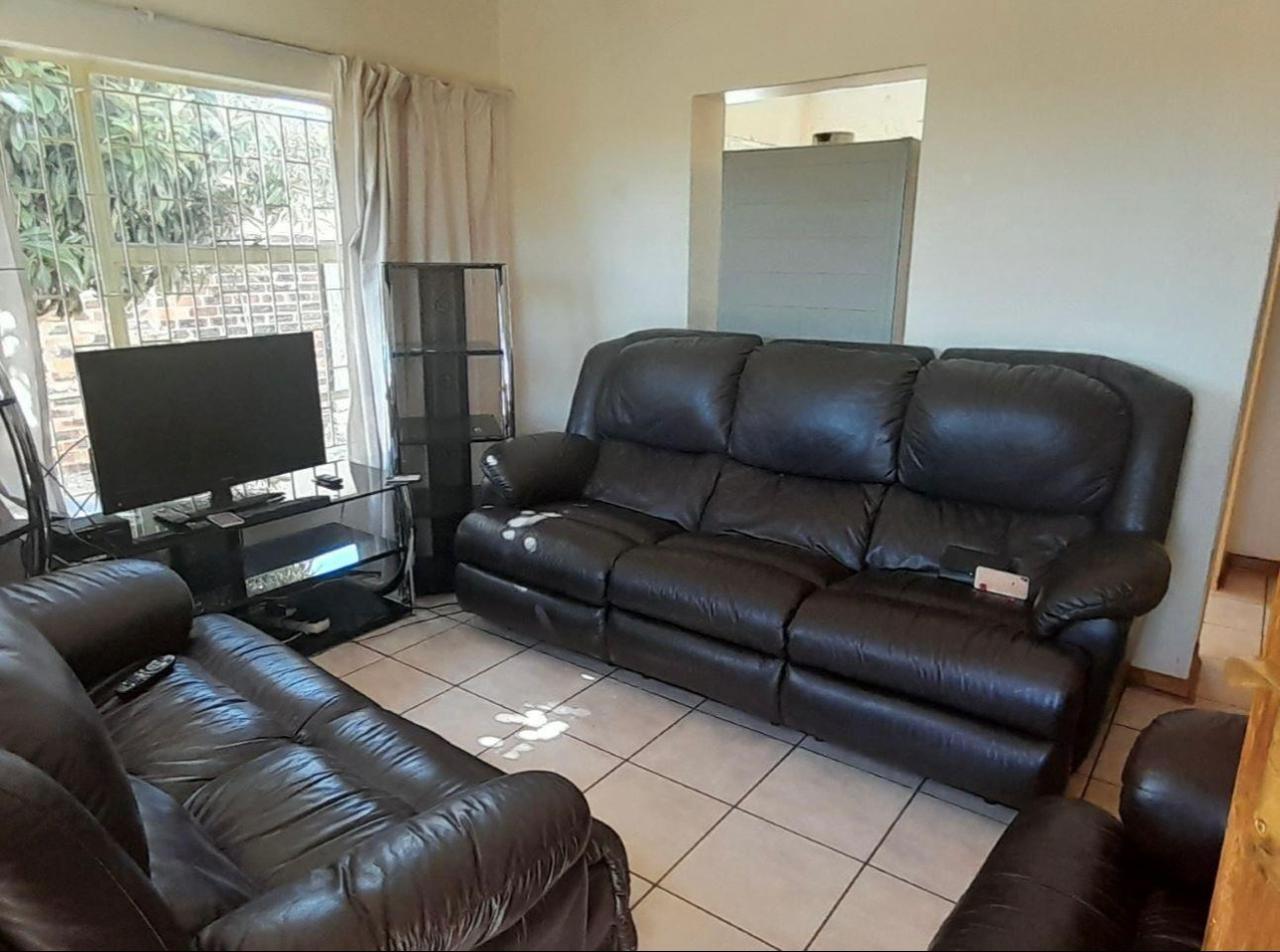 4 Bedroom Property for Sale in Seshego H Limpopo