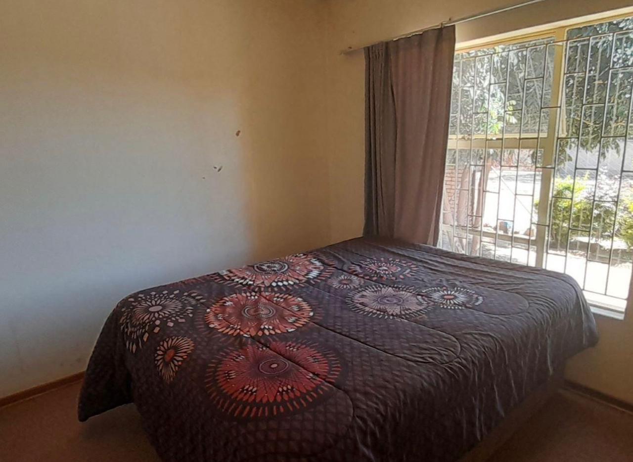 4 Bedroom Property for Sale in Seshego H Limpopo