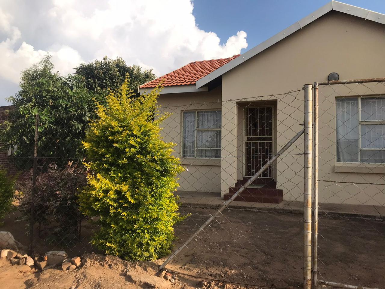 4 Bedroom Property for Sale in Seshego H Limpopo