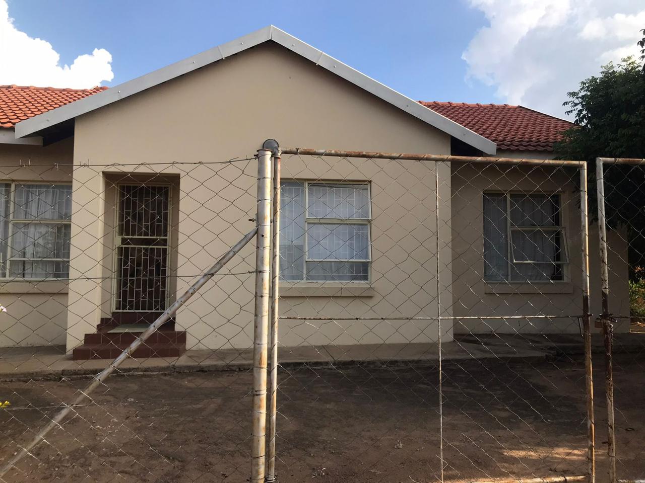 4 Bedroom Property for Sale in Seshego H Limpopo