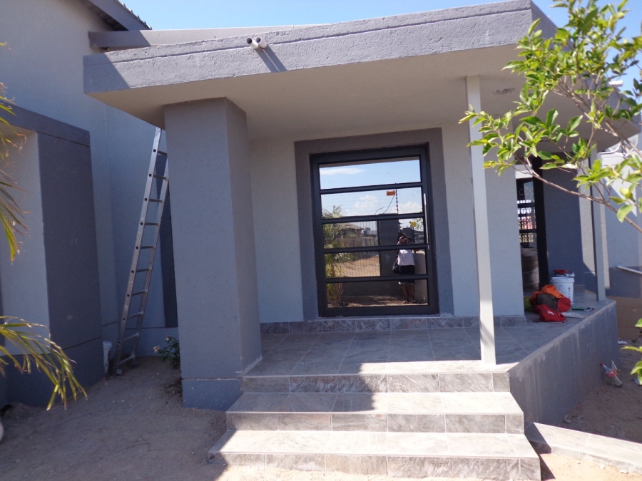 3 Bedroom Property for Sale in Mahlasedi Park Limpopo