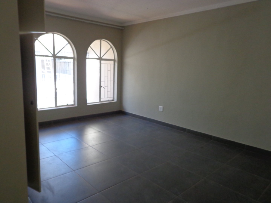 2 Bedroom Property for Sale in Polokwane Central Limpopo