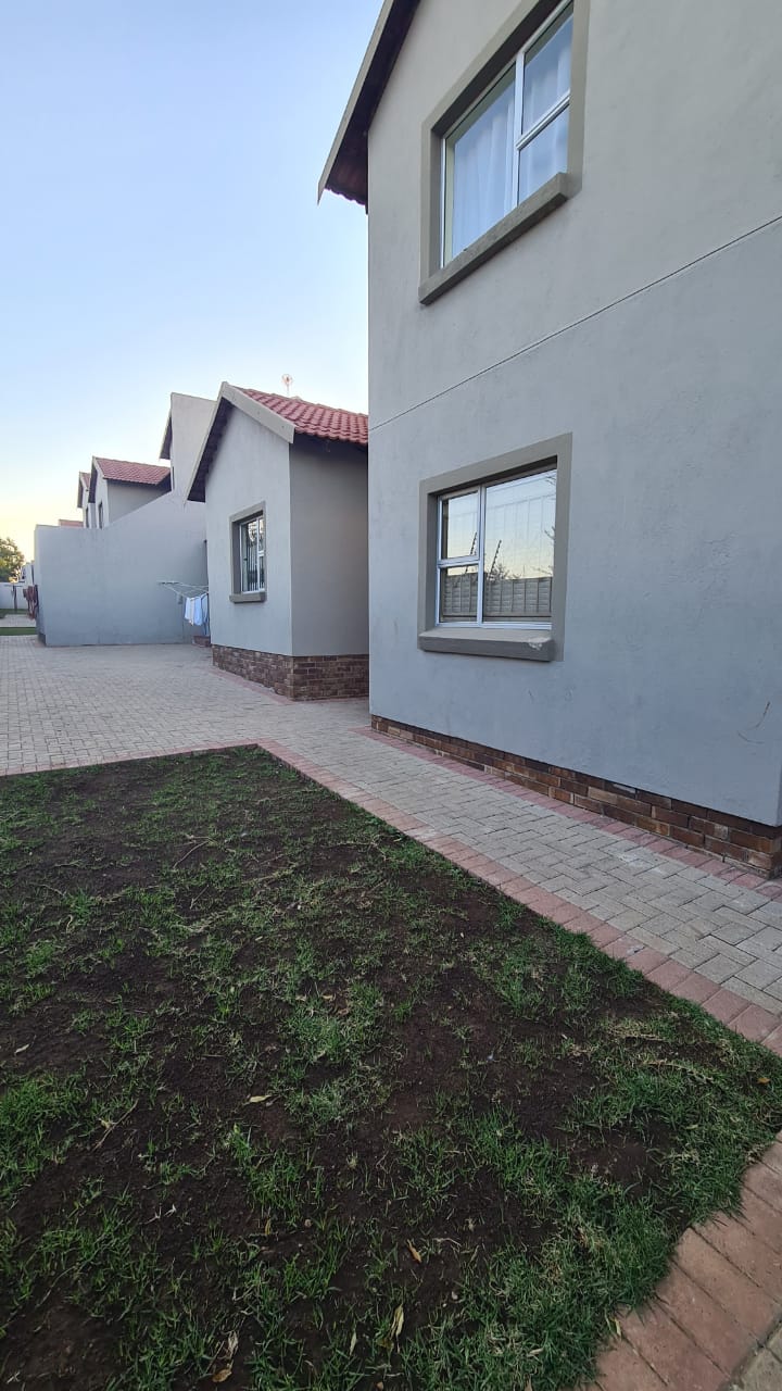 To Let 2 Bedroom Property for Rent in Ivydale A H Limpopo