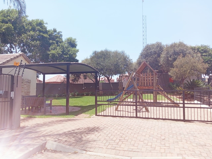 To Let 2 Bedroom Property for Rent in Thornhill Limpopo