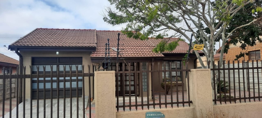 2 Bedroom Property for Sale in Seshego H Limpopo