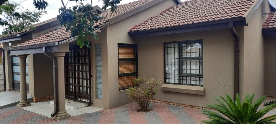 2 Bedroom Property for Sale in Seshego H Limpopo