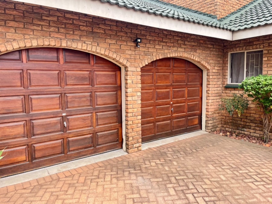 4 Bedroom Property for Sale in Silwerkruin Limpopo