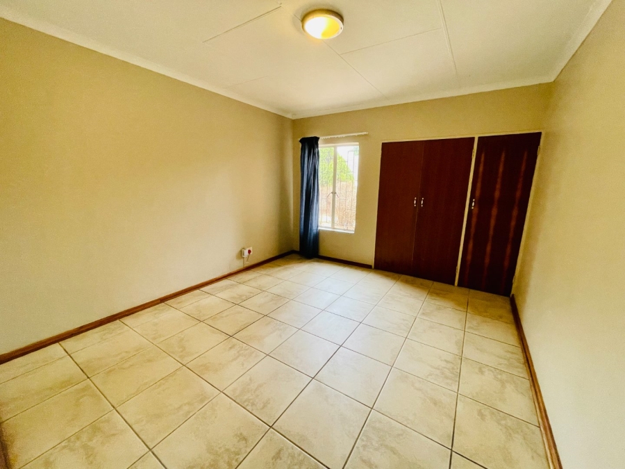 4 Bedroom Property for Sale in Silwerkruin Limpopo