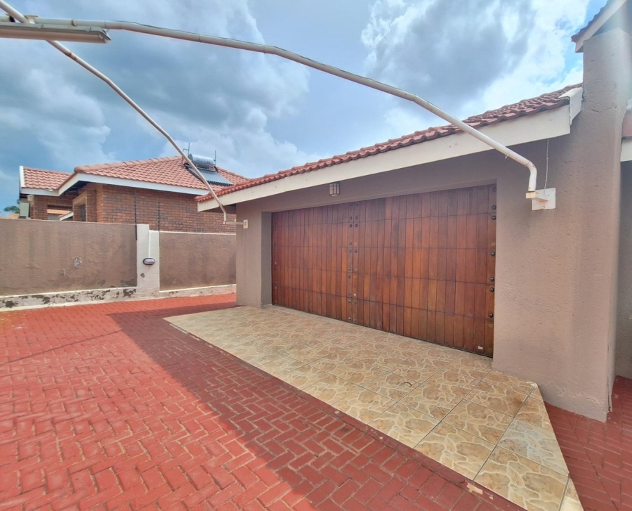 4 Bedroom Property for Sale in Waterberry Country Estate Limpopo