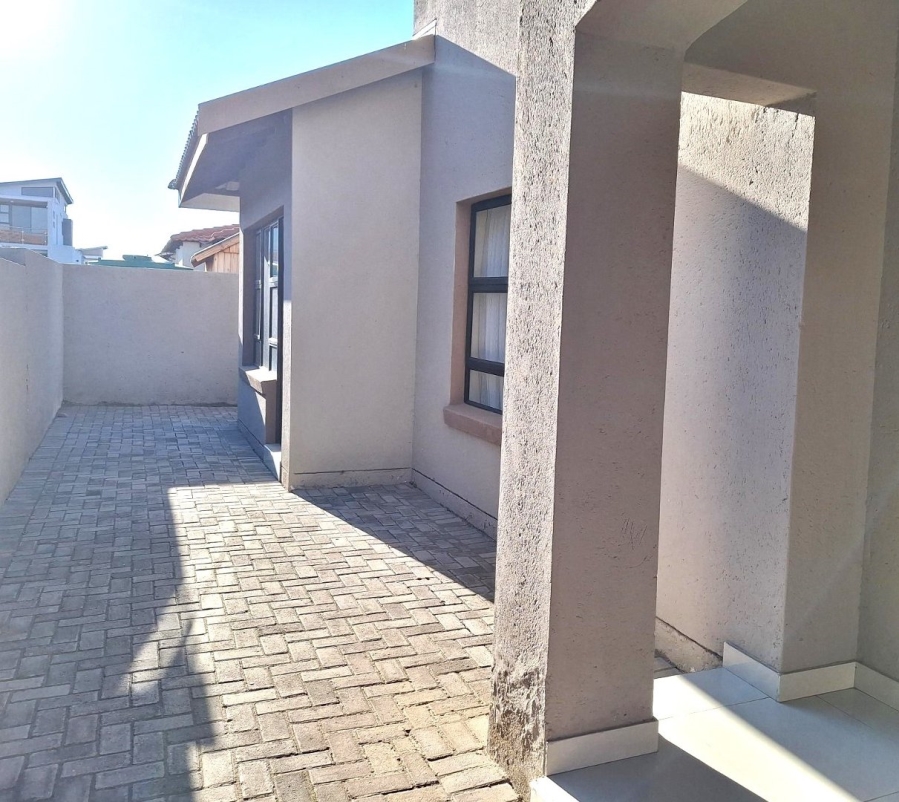 4 Bedroom Property for Sale in Woodhill Estate Limpopo