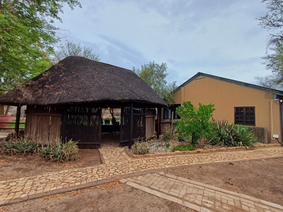  Bedroom Property for Sale in Kwaggasvlakte AH Limpopo