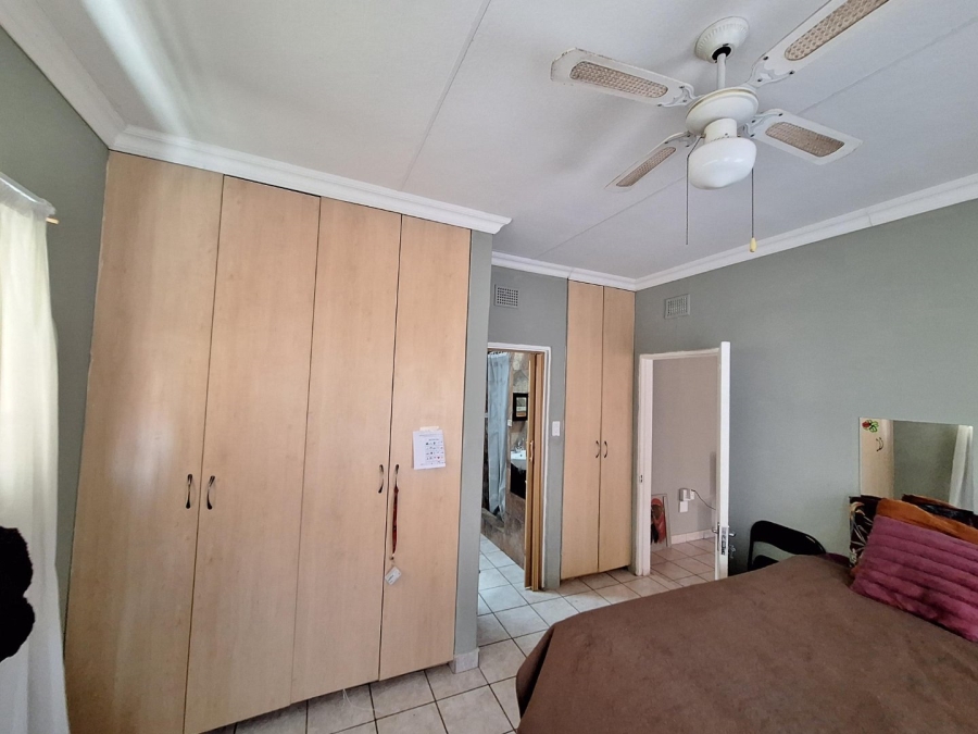 1 Bedroom Property for Sale in Polokwane Central Limpopo