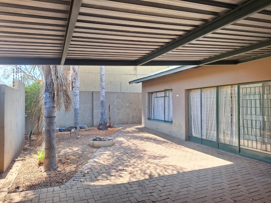 1 Bedroom Property for Sale in Polokwane Central Limpopo