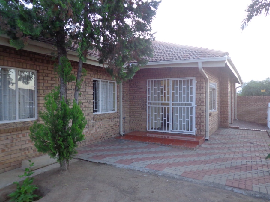 4 Bedroom Property for Sale in Bendor Limpopo