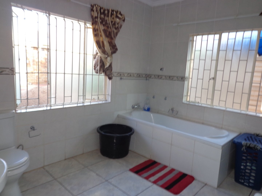 4 Bedroom Property for Sale in Bendor Limpopo