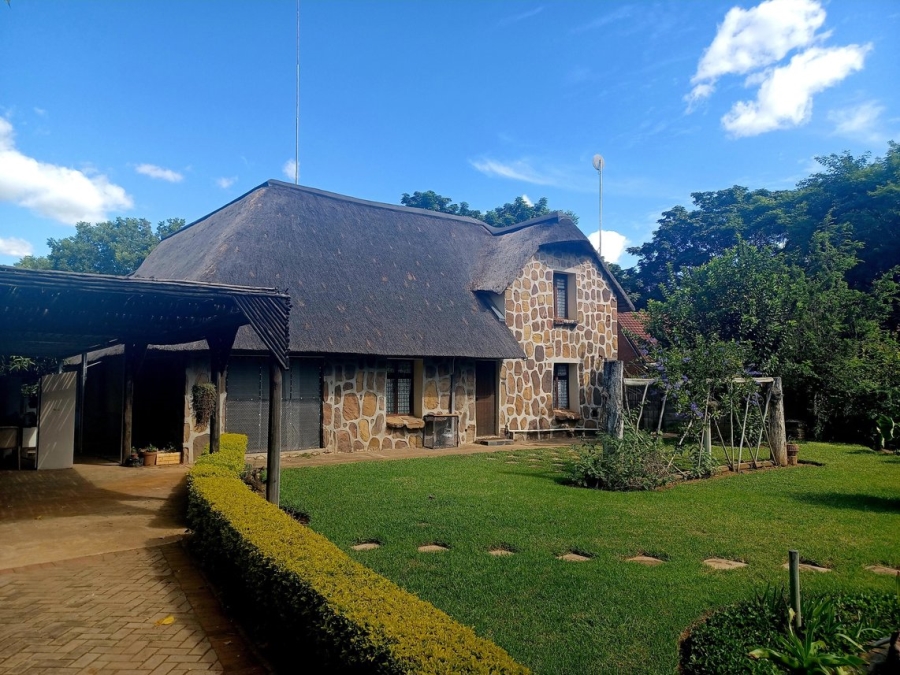 3 Bedroom Property for Sale in Mookgopong Limpopo