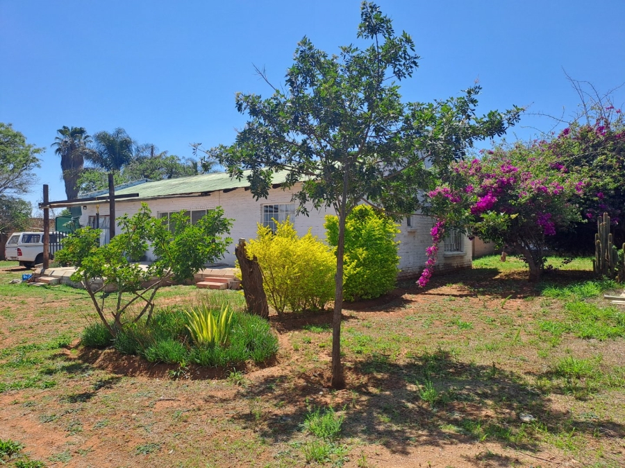 4 Bedroom Property for Sale in Myngenoegen A H Limpopo