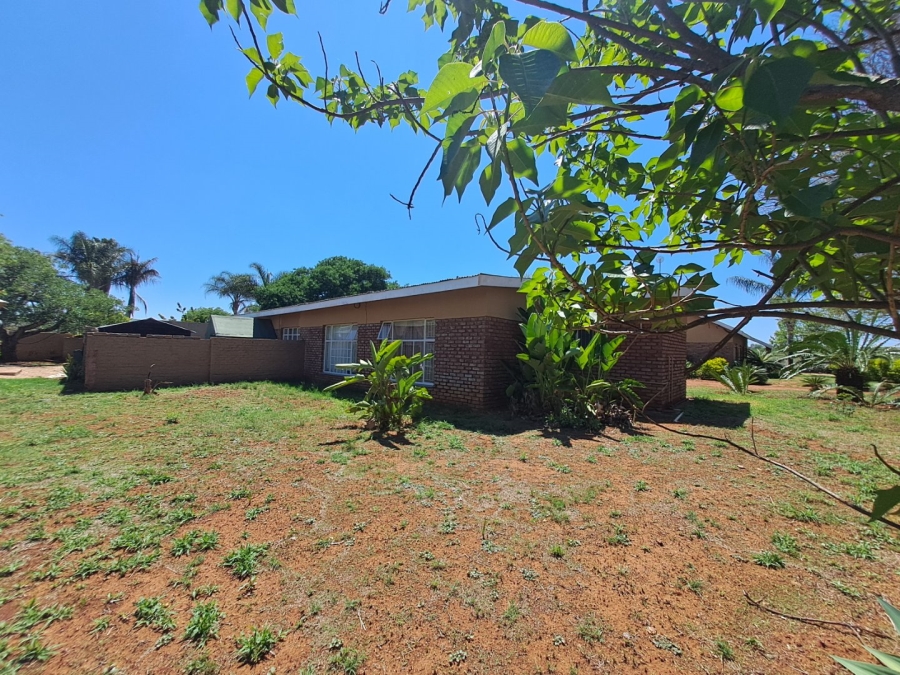 4 Bedroom Property for Sale in Myngenoegen A H Limpopo