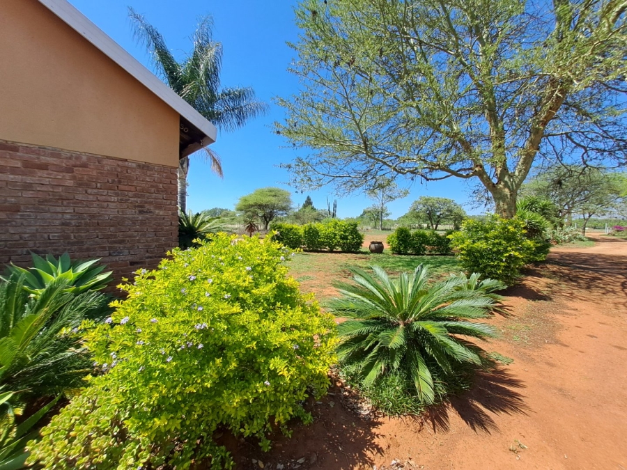 4 Bedroom Property for Sale in Myngenoegen A H Limpopo