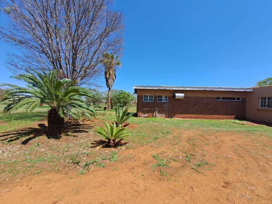 4 Bedroom Property for Sale in Myngenoegen A H Limpopo