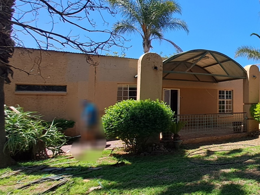 4 Bedroom Property for Sale in Myngenoegen A H Limpopo