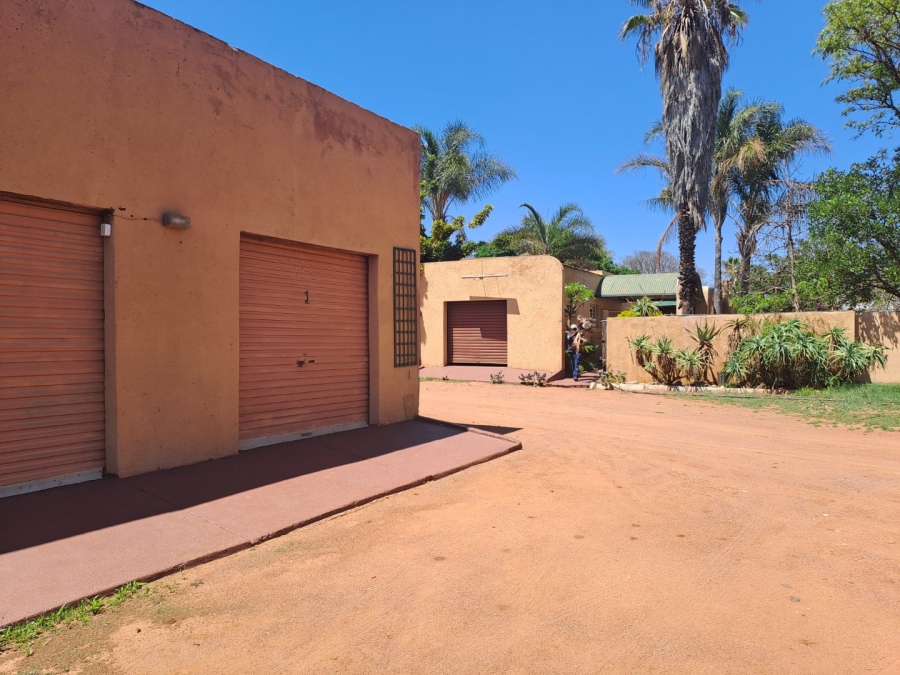 4 Bedroom Property for Sale in Myngenoegen A H Limpopo