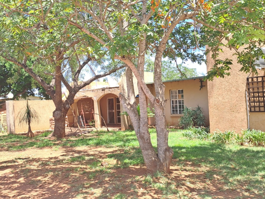 4 Bedroom Property for Sale in Myngenoegen A H Limpopo