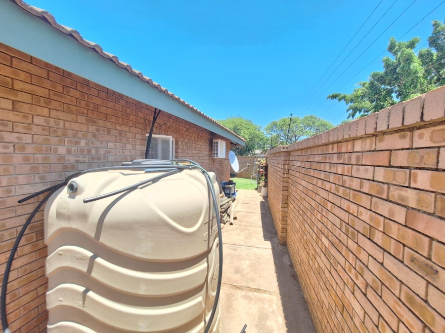 3 Bedroom Property for Sale in Bendor Ext 16 Limpopo