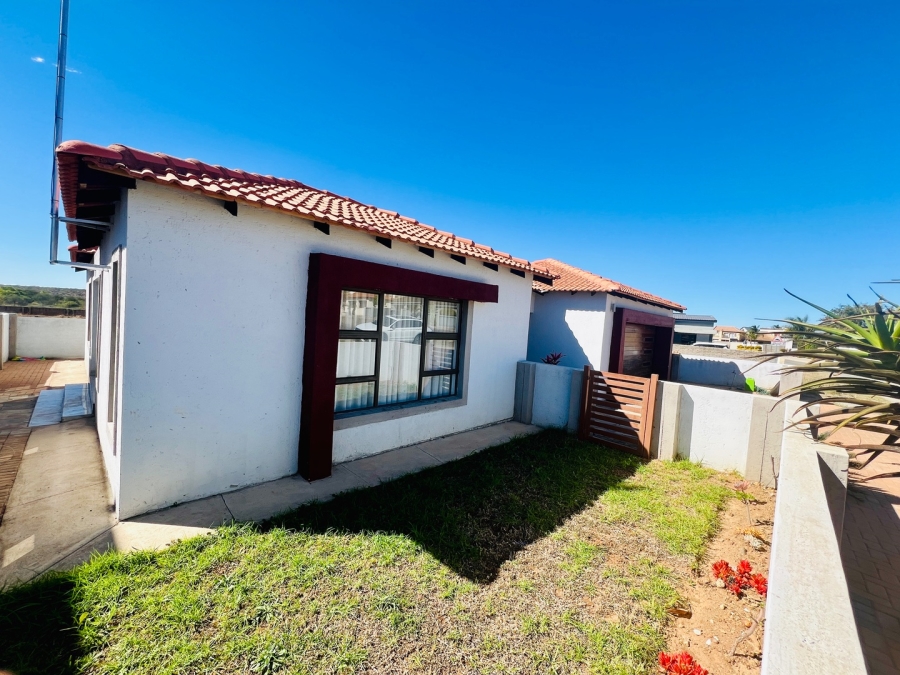 3 Bedroom Property for Sale in Woodhill Estate Limpopo