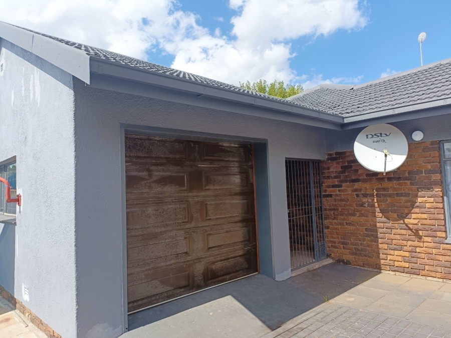 To Let commercial Property for Rent in Fauna Park Limpopo