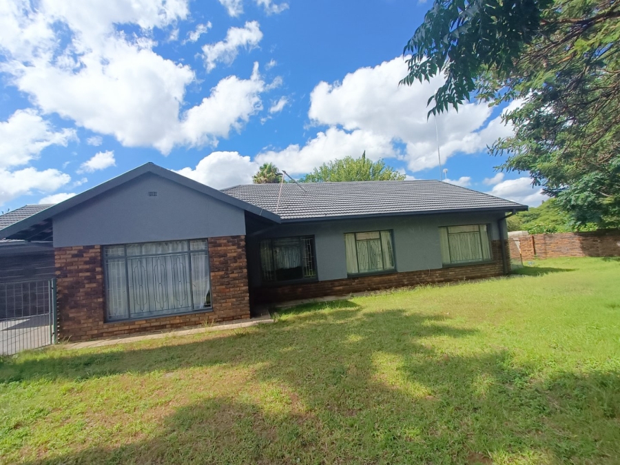 To Let commercial Property for Rent in Fauna Park Limpopo