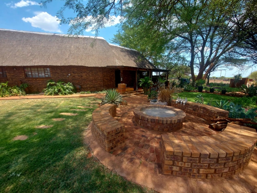 4 Bedroom Property for Sale in Wilderbeestaagte SH Limpopo