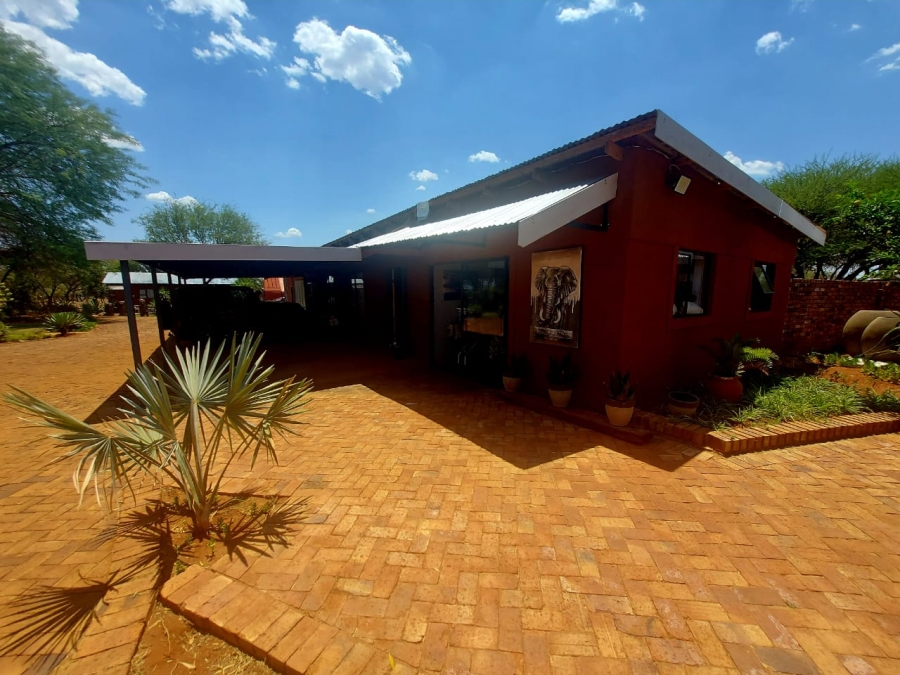 4 Bedroom Property for Sale in Wilderbeestaagte SH Limpopo