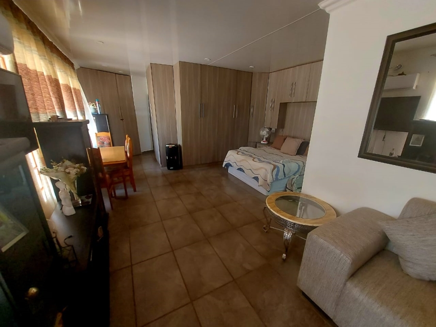 4 Bedroom Property for Sale in Wilderbeestaagte SH Limpopo