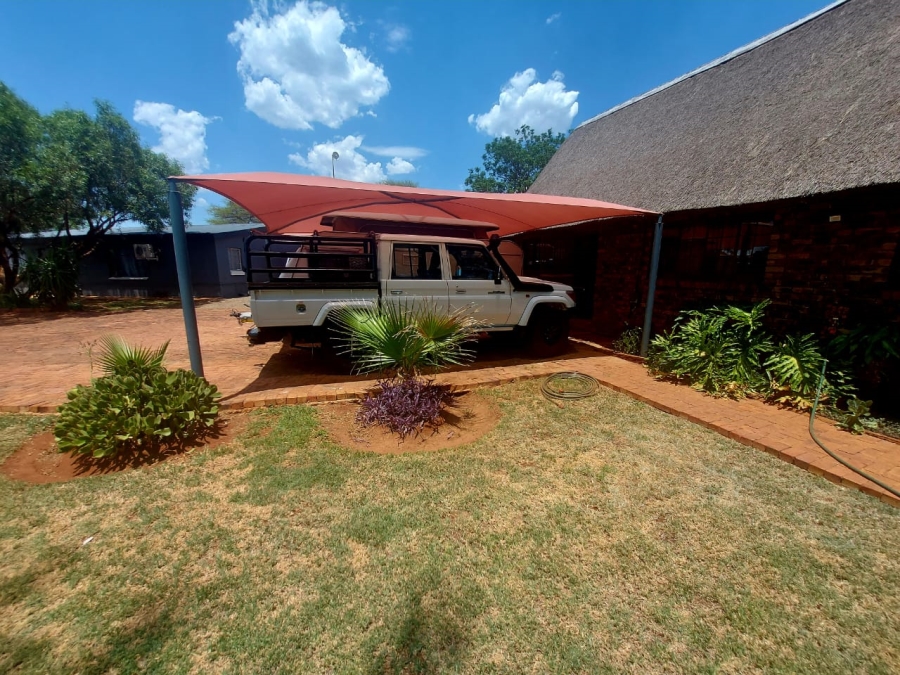 4 Bedroom Property for Sale in Wilderbeestaagte SH Limpopo