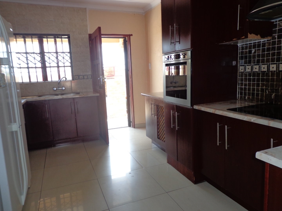 3 Bedroom Property for Sale in Mahlasedi Park Limpopo