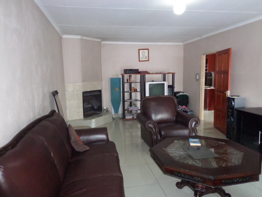 3 Bedroom Property for Sale in Mahlasedi Park Limpopo