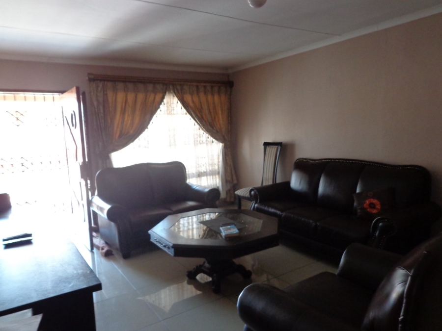 3 Bedroom Property for Sale in Mahlasedi Park Limpopo